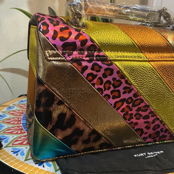 kurt geiger London Brixton Lock BagKurt Geiger London - Picture 12 of 13